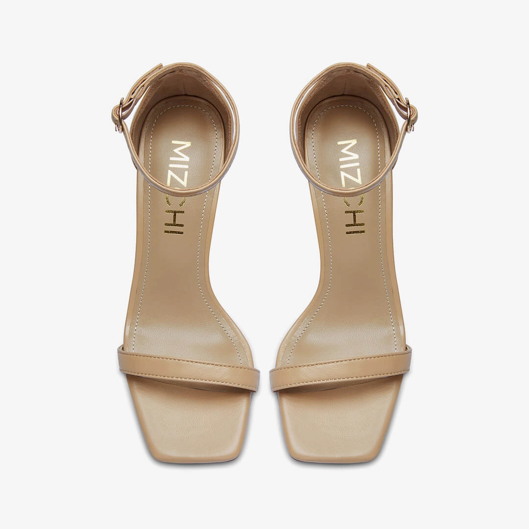 *MINNY - beige strappy sandal