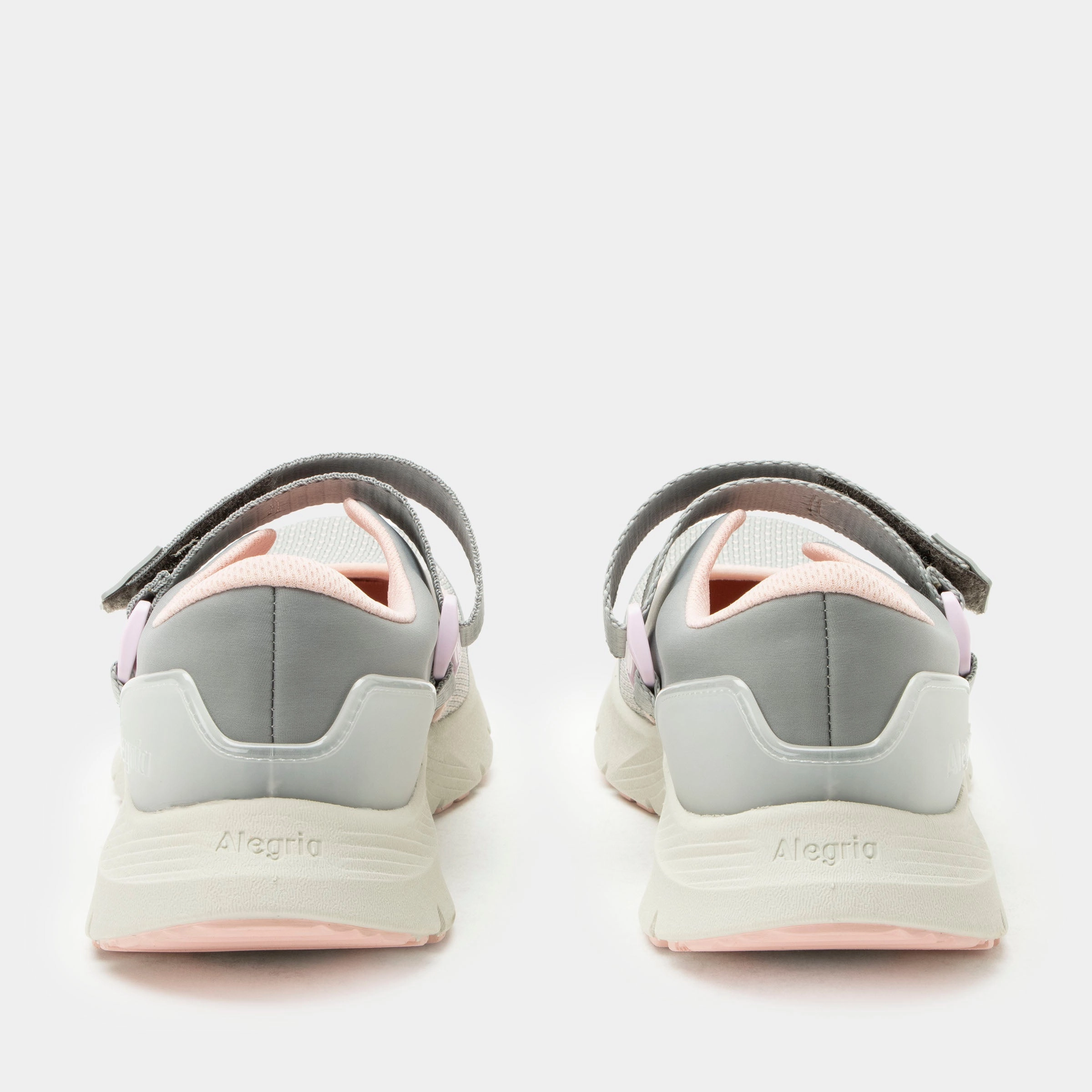 Atlis Frosting Shoe