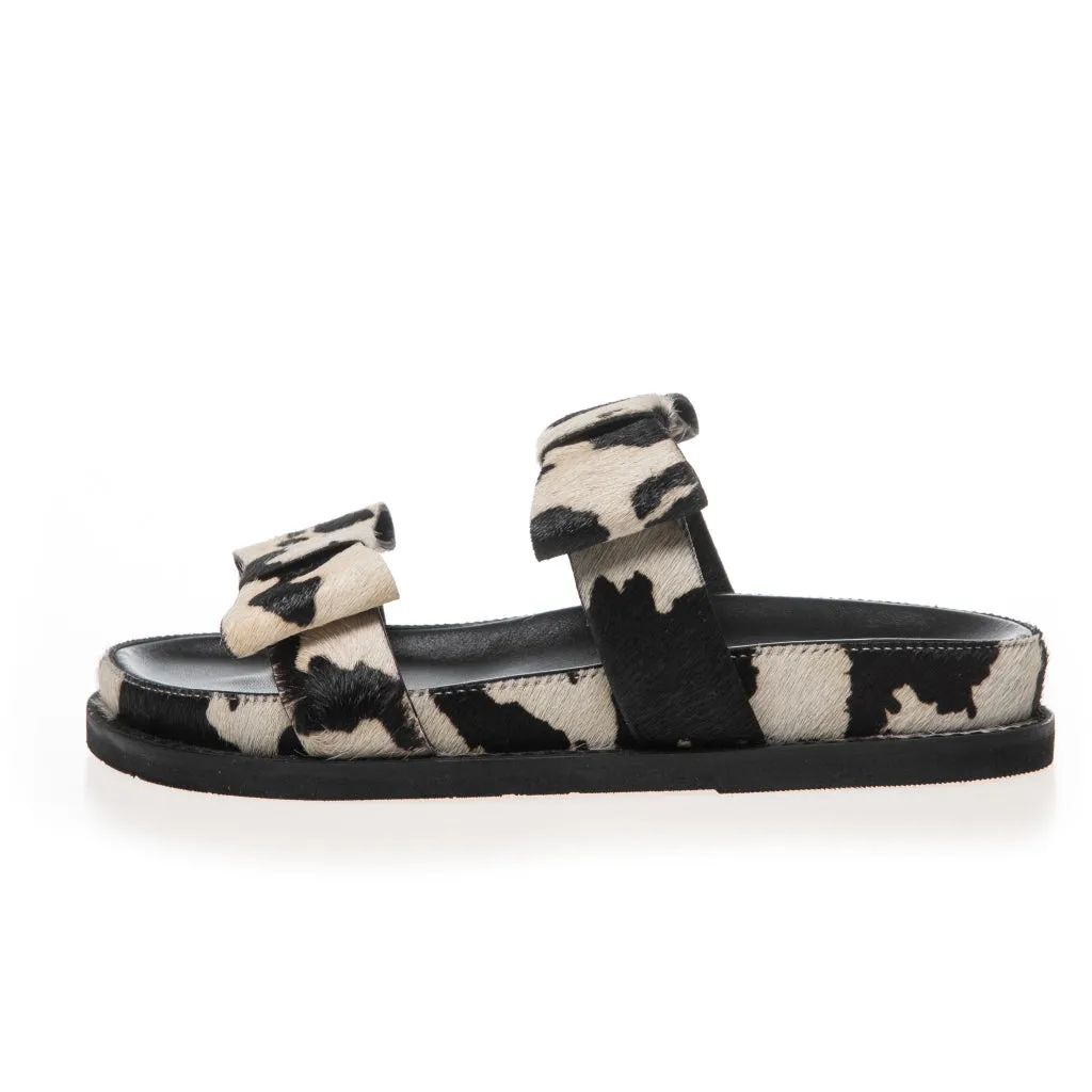 BE MY GUEST - COW PATTERN - BLACK/OFF WHITE
