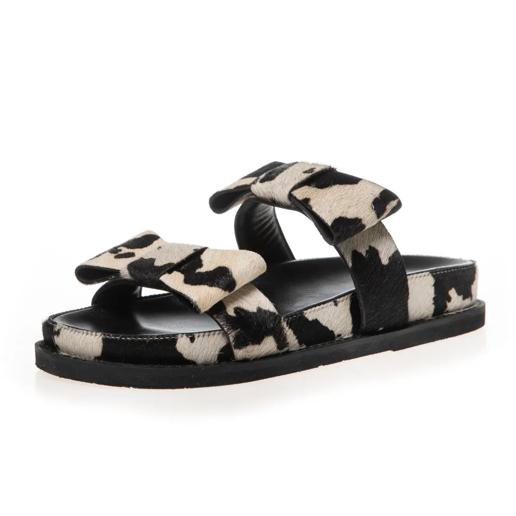 BE MY GUEST - COW PATTERN - BLACK/OFF WHITE