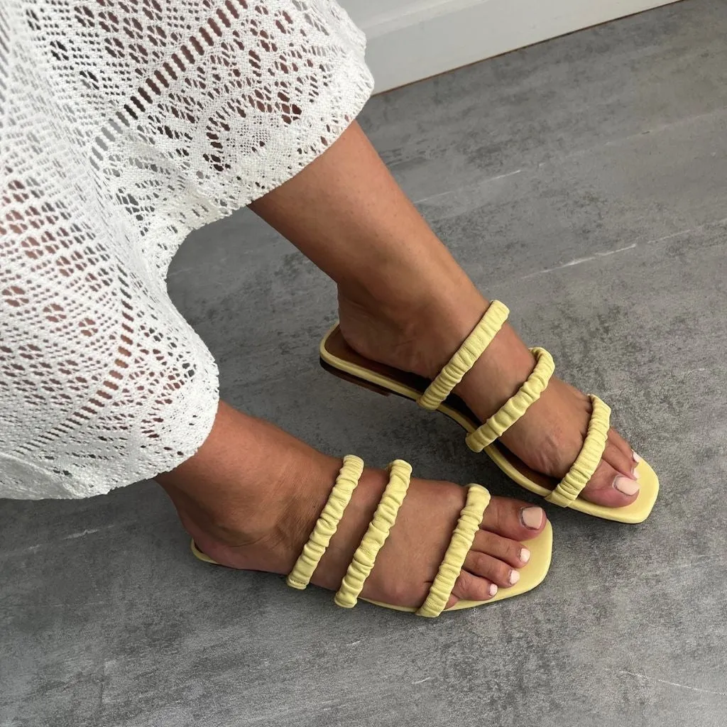 BLOOMER - LIGHT YELLOW