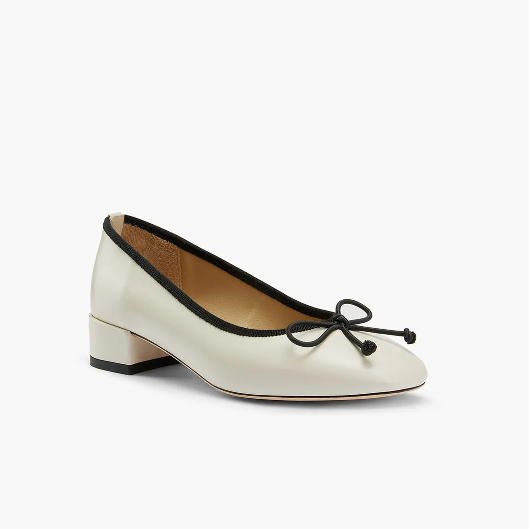 *Chiara - Ivory 3cm Ballet Pumps