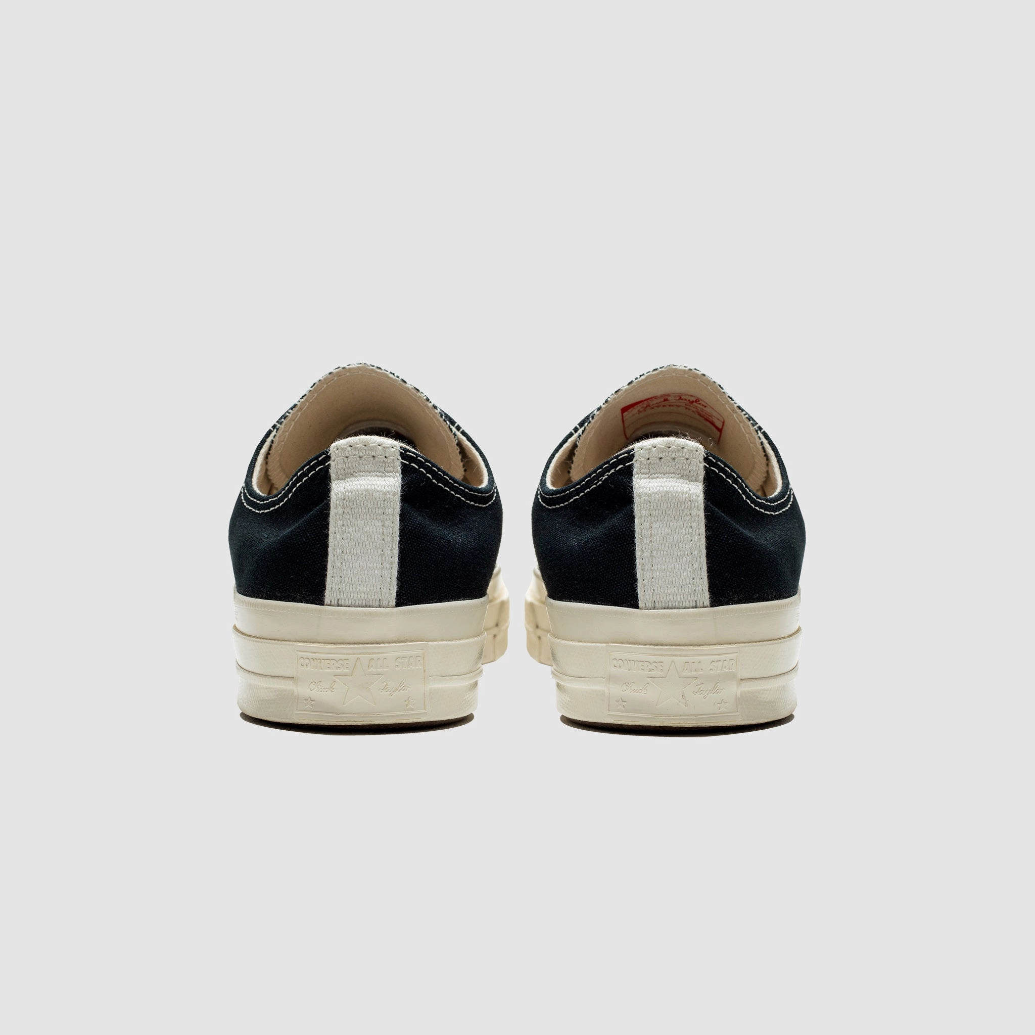 CHUCK TAYLOR ALL-STAR '70 LOW "BLACK SINGLE HEART"