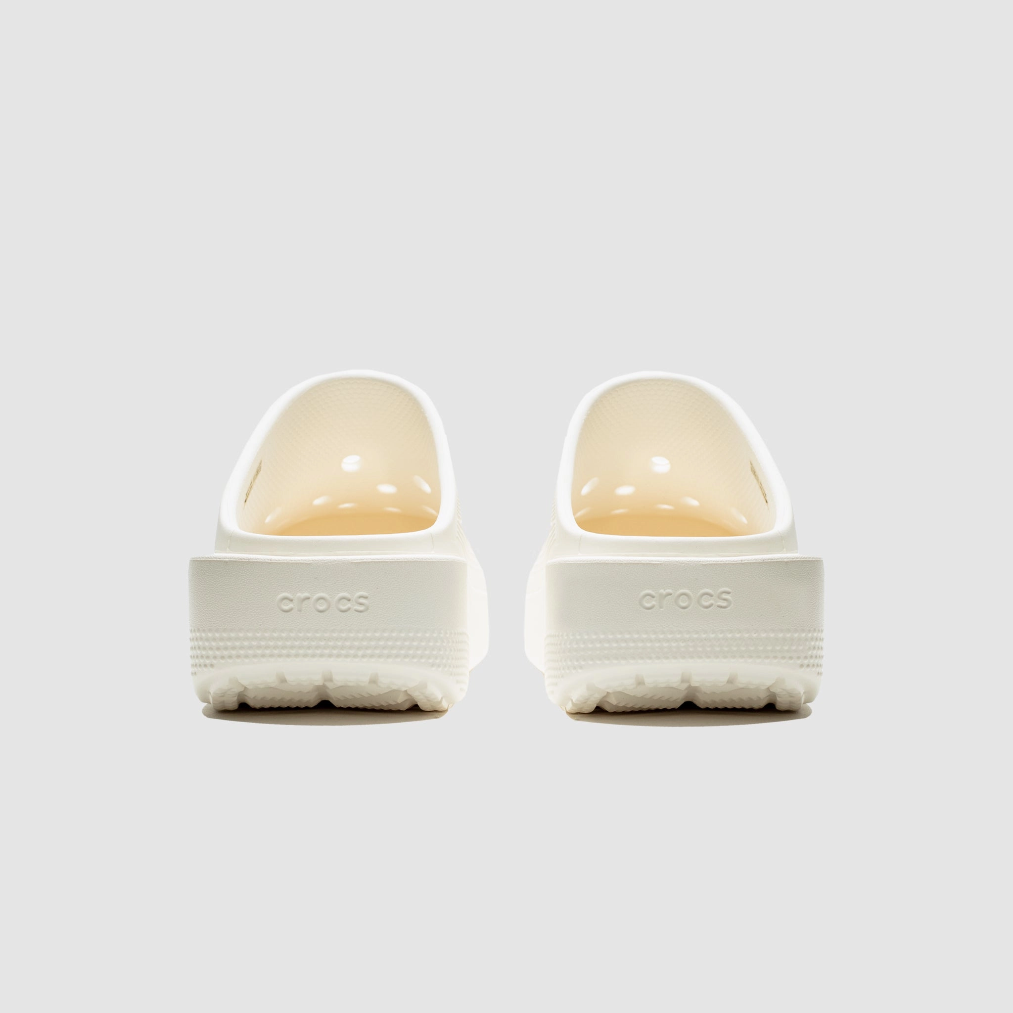 CLASSIC BLUNT TOE CLOG "CHALK"