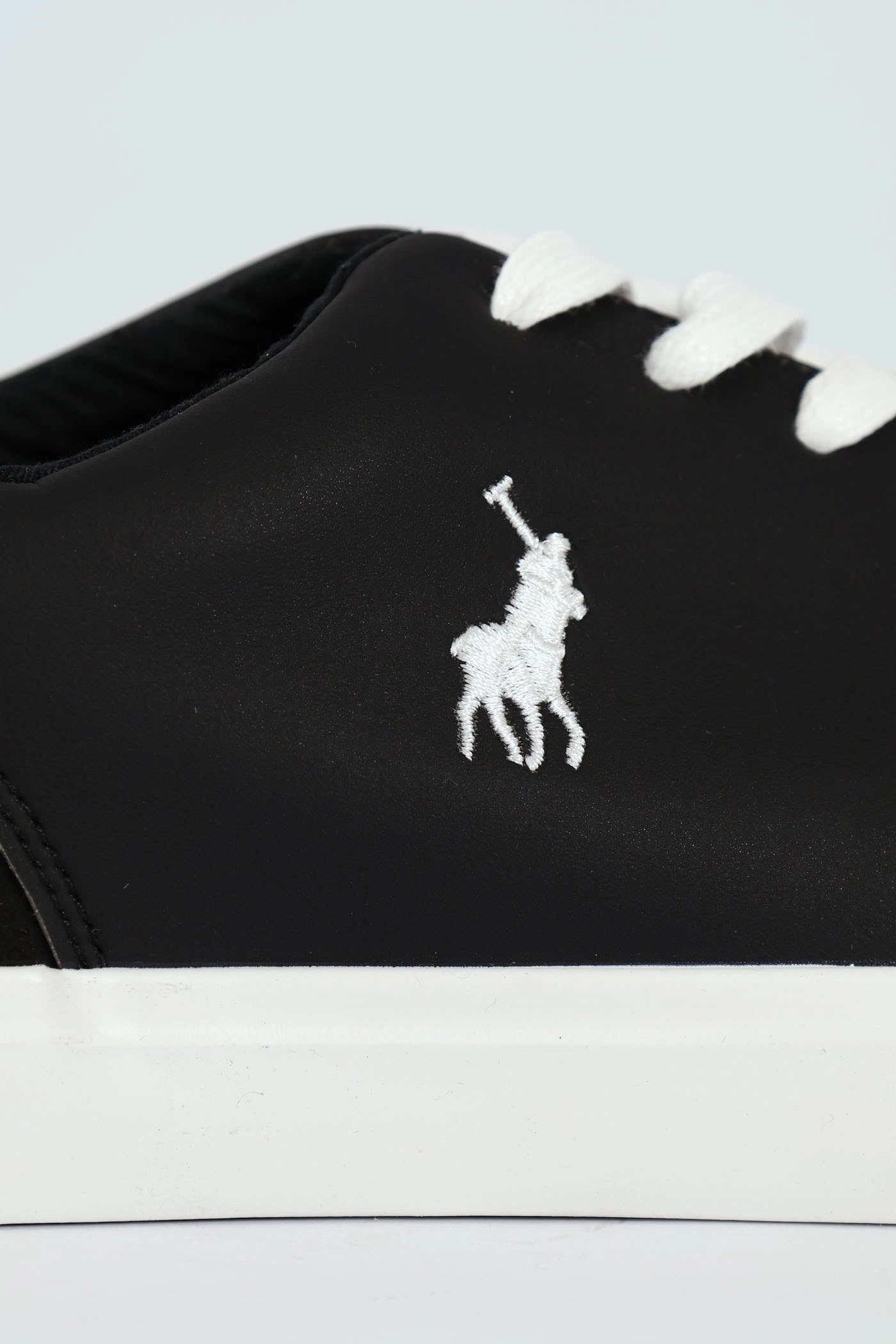 Colour Block Basic Sneaker - Black