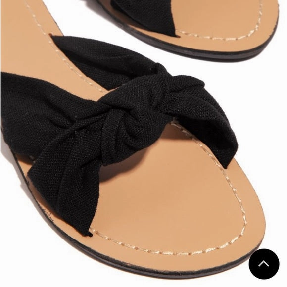 Cory Black Sandals