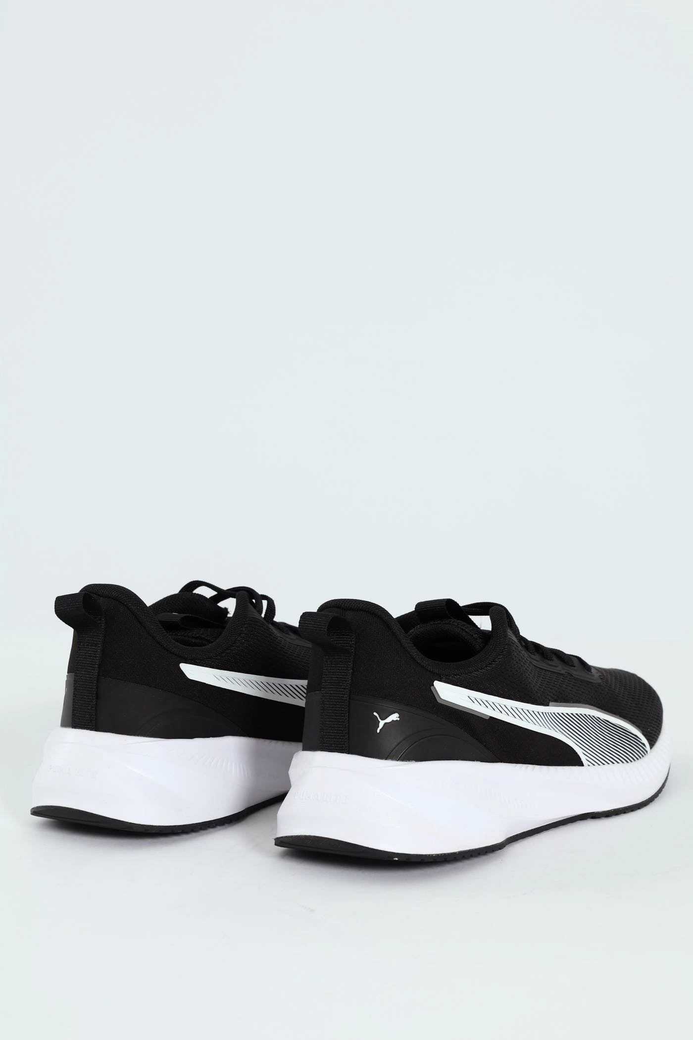 Flyer Lite 3 Trainer - Black/White