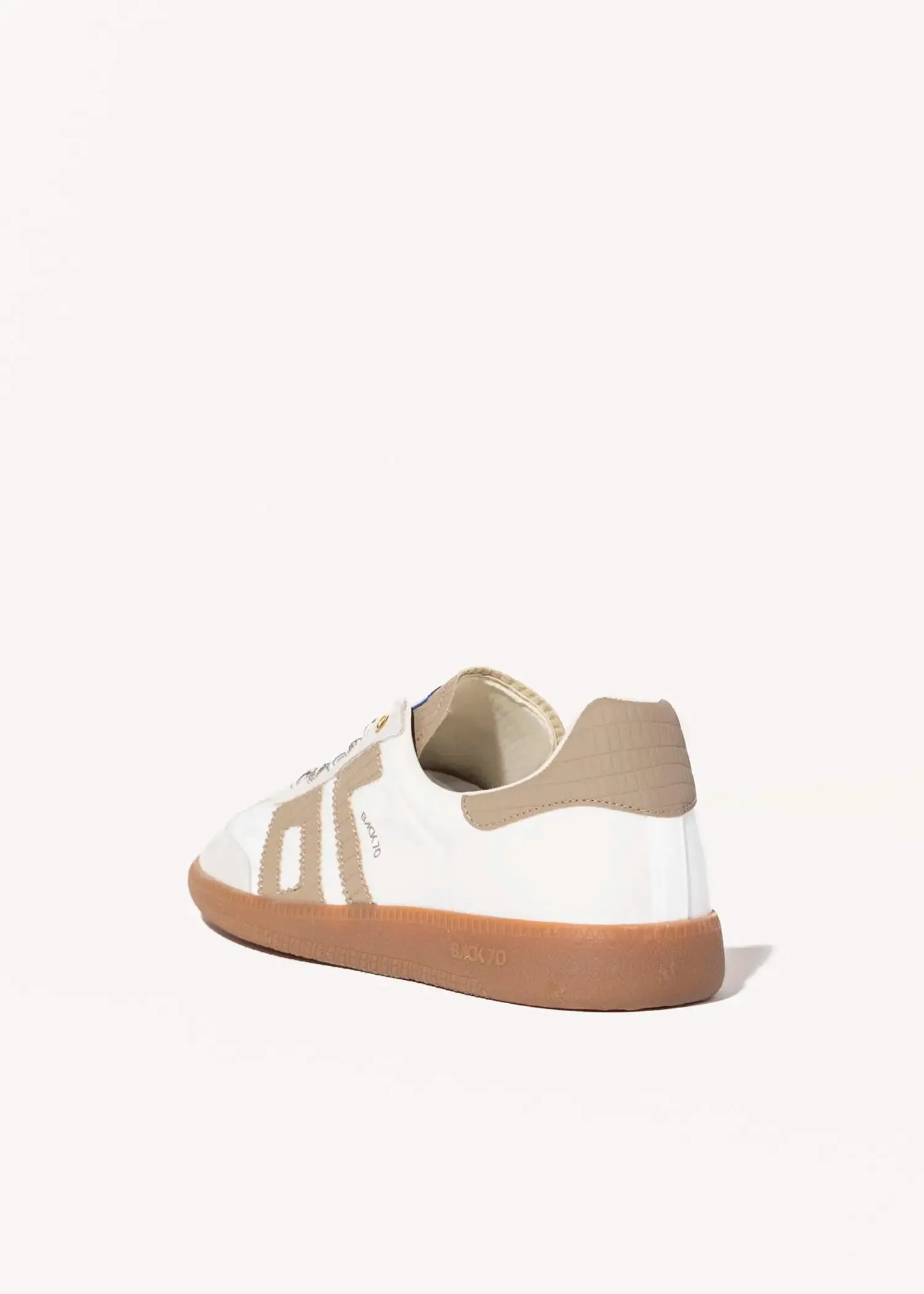 Ghost Sneaker