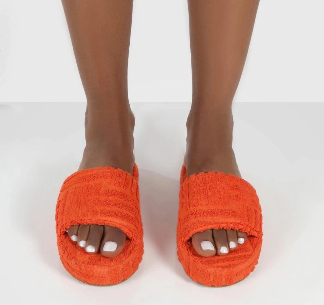 Giavana Slides- Orange