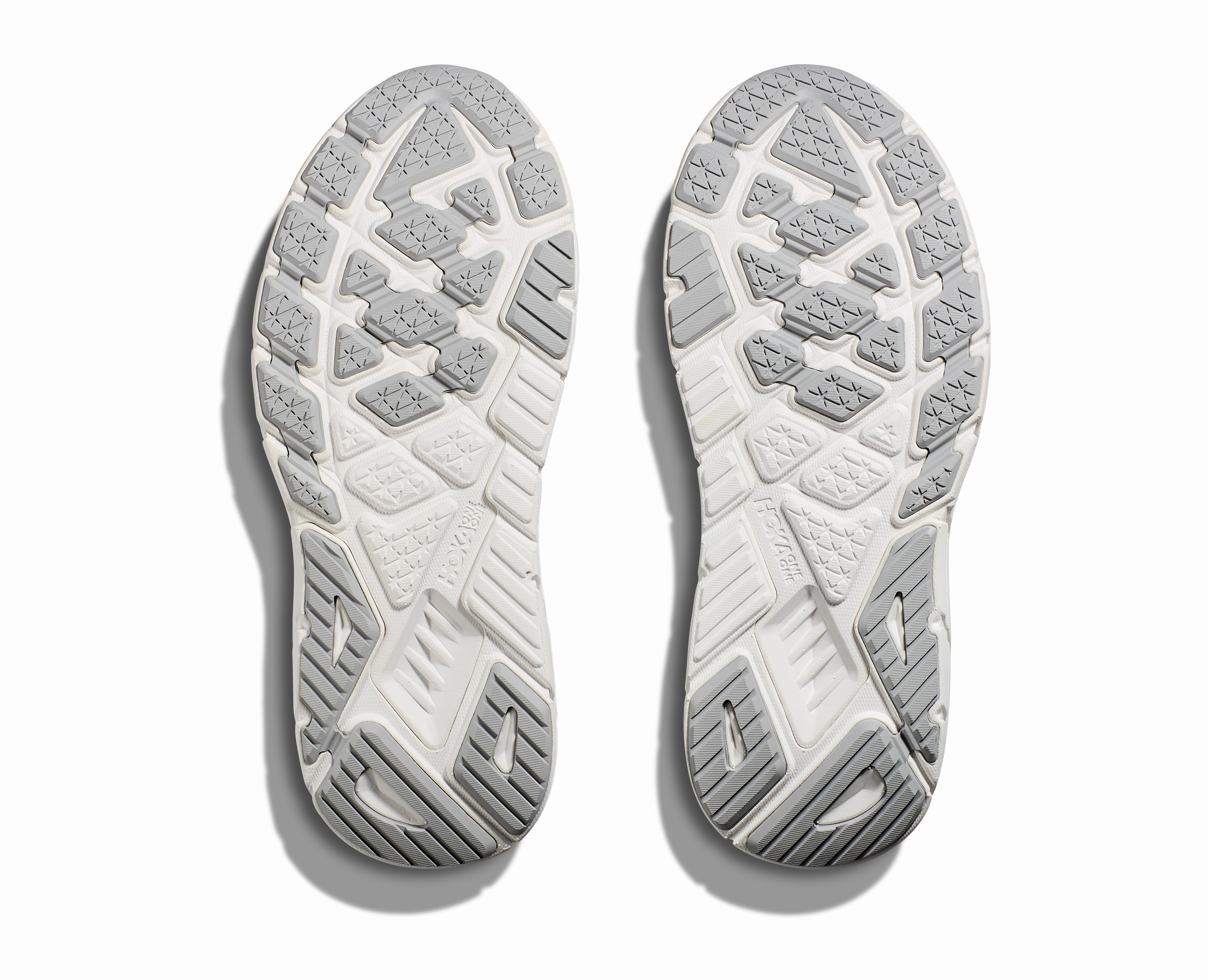 HOKA ARAHI V7 MEDIUM MEN