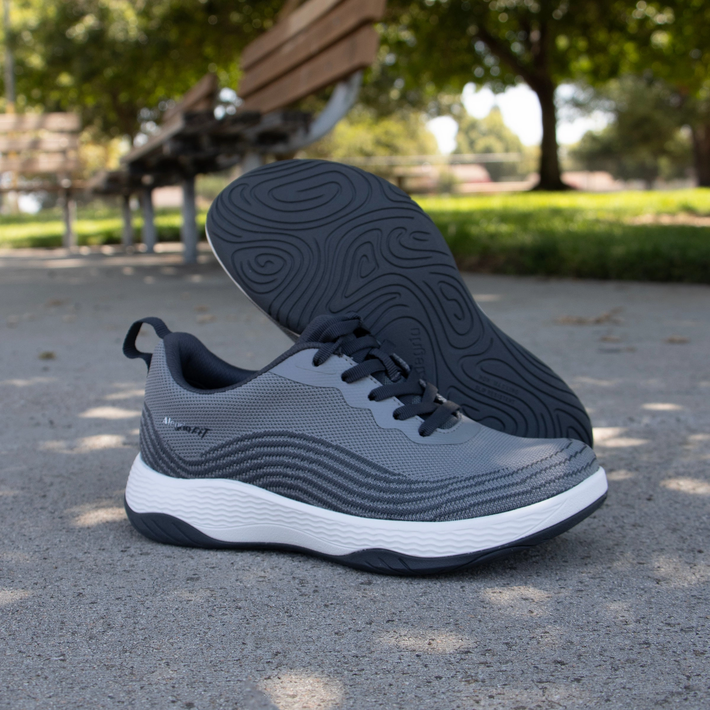 In8 Grey Shoe