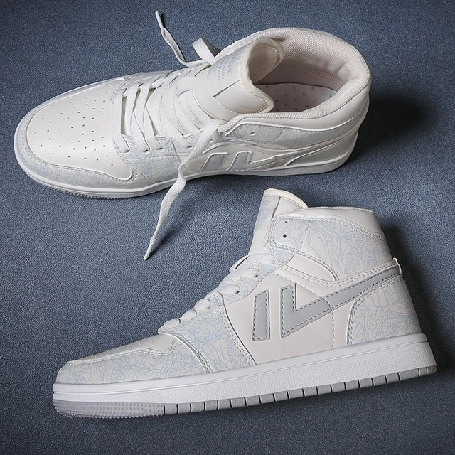 Jeil Men's Fashion Sneaker