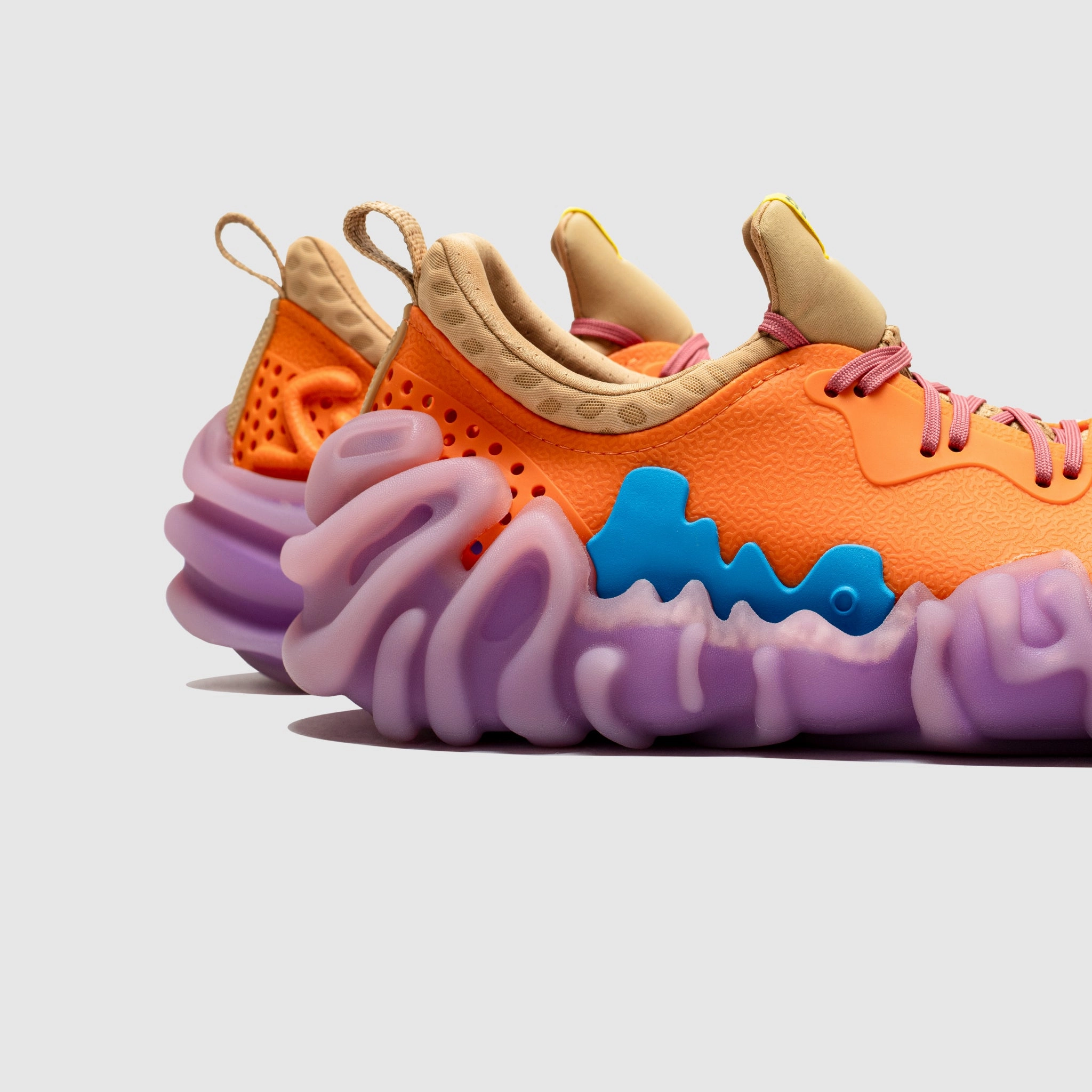JUNIPER SNEAKER X SALEHE "APRICOT"
