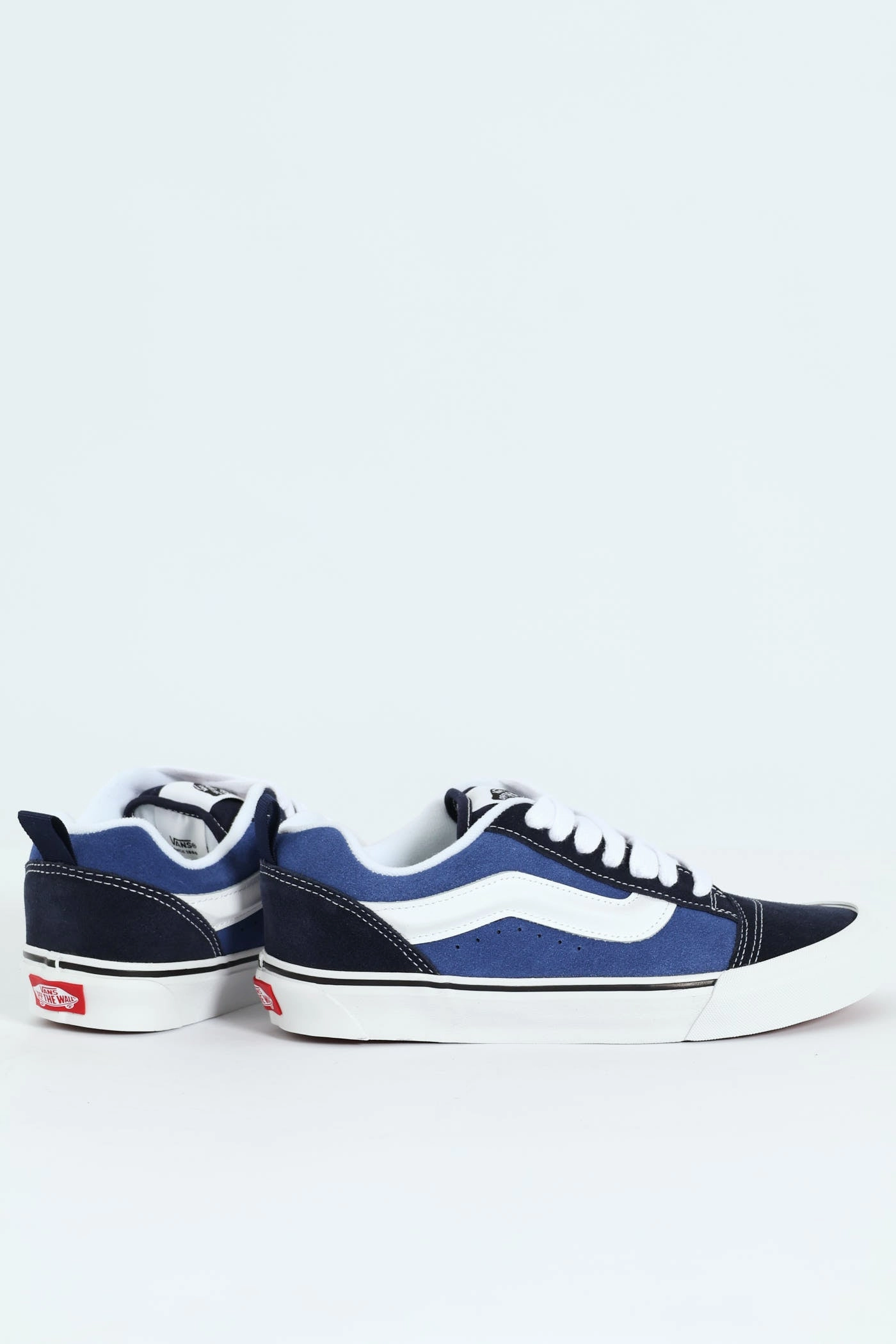 Knu Skool Chunky Lace Up Sneaker - Navy/White