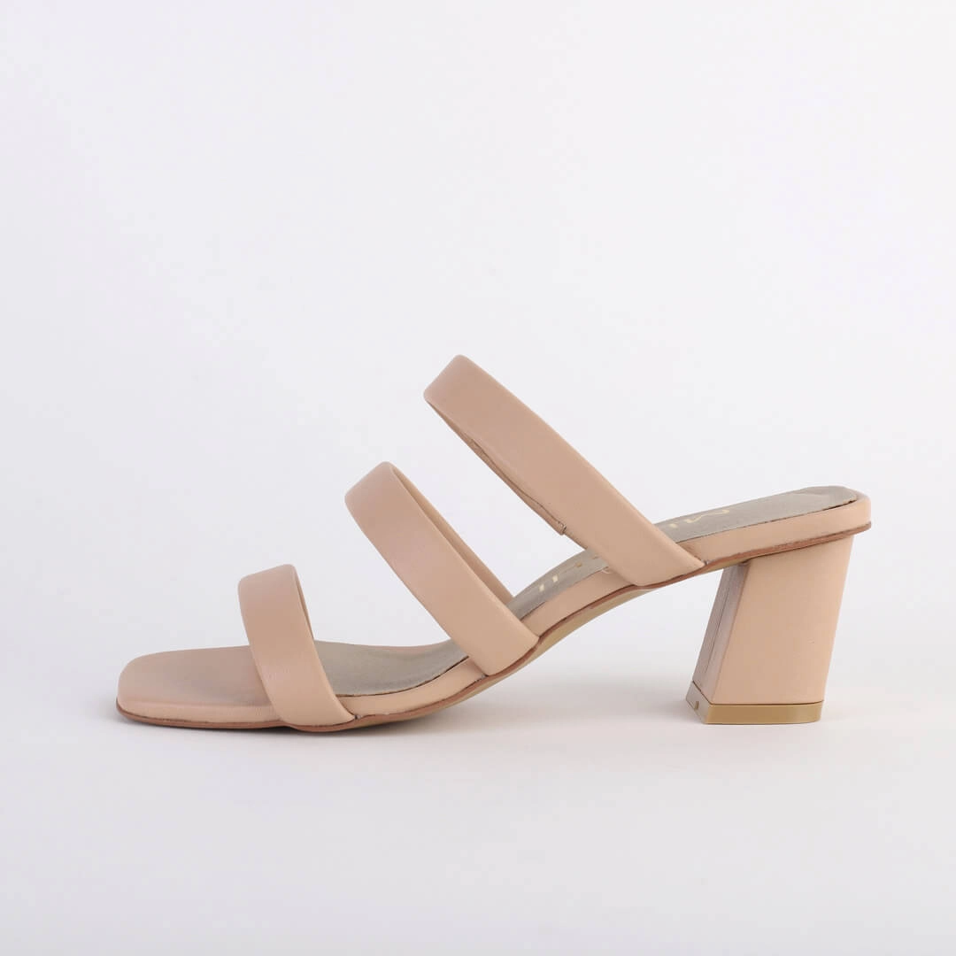 Laura - three strap slippers