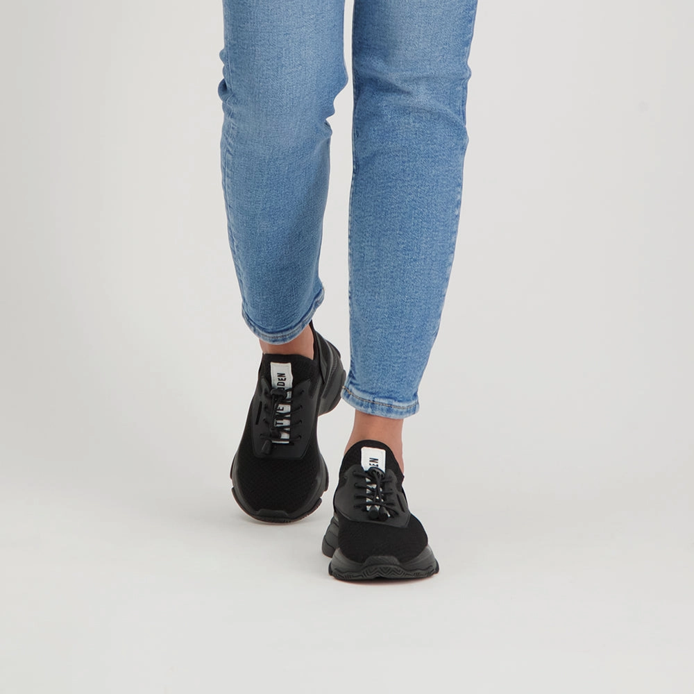 Match-E Trainer BLACK/BLACK