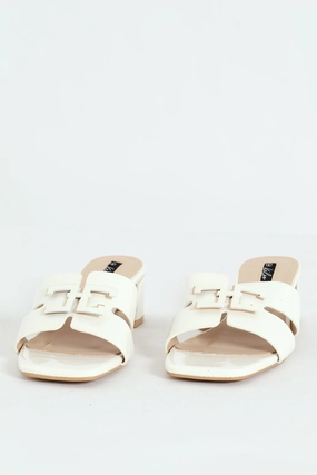 Metal Insert Mule Heel With Wide Vamp & Trim - White