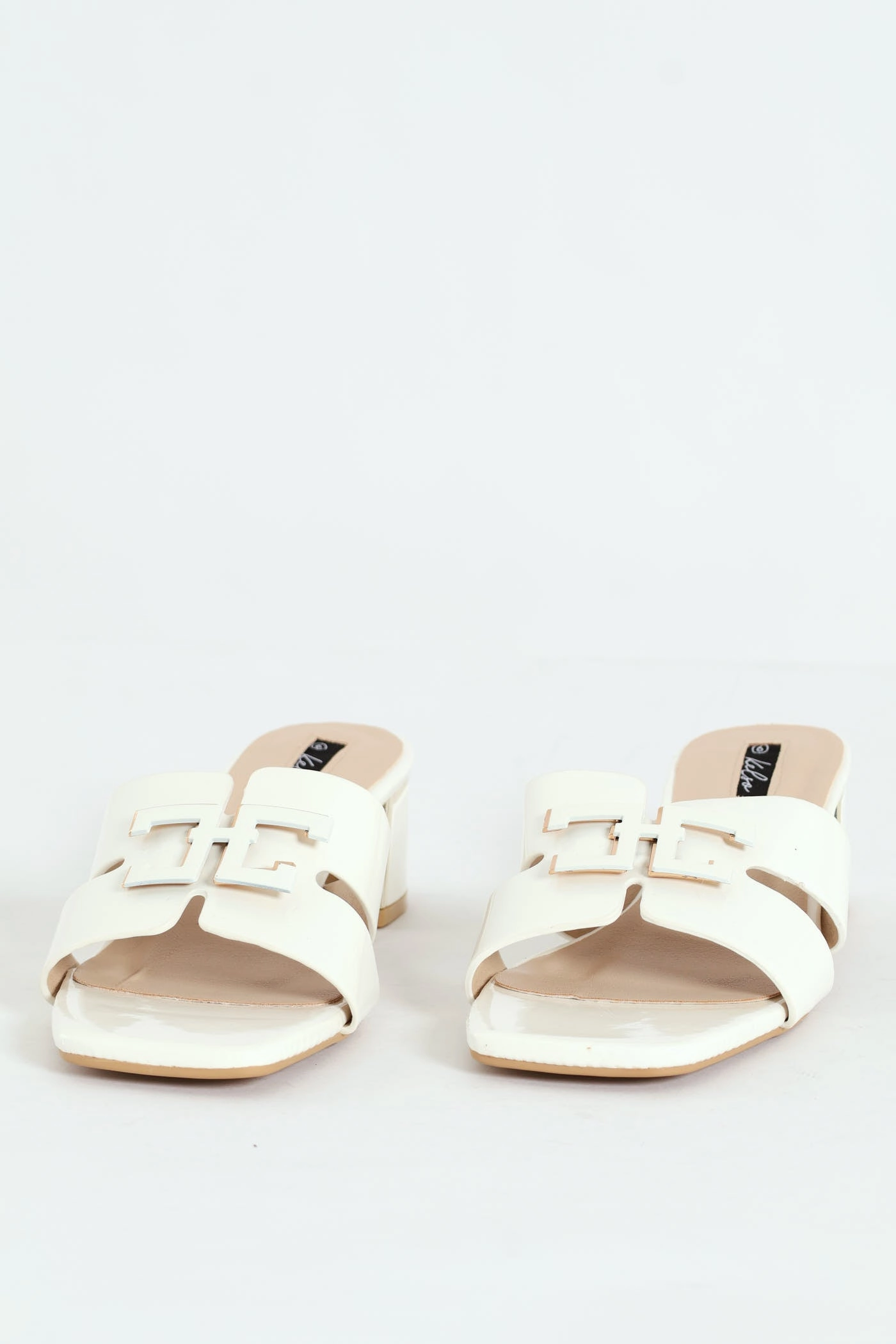Metal Insert Mule Heel With Wide Vamp & Trim - White