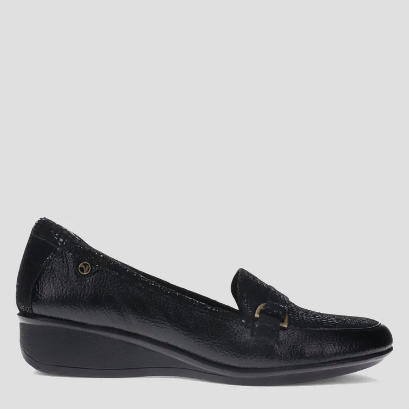 MONTMARTE - BLACK LIZARD PRINT LEATHER WEDGE LOAFER