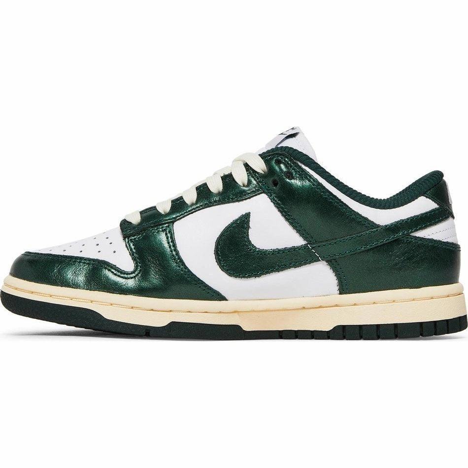 Nike Wmns Dunk Low 'Vintage Green'