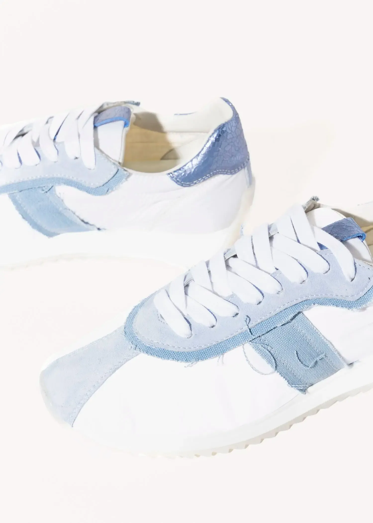Nylon Sneaker