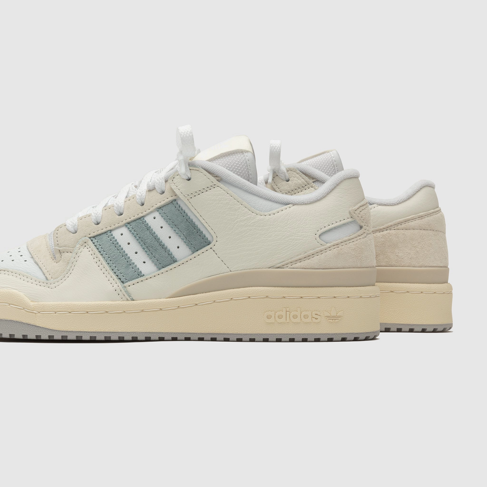 PACKER X ADIDAS FORUM 84 LOW "PALE BLUE"
