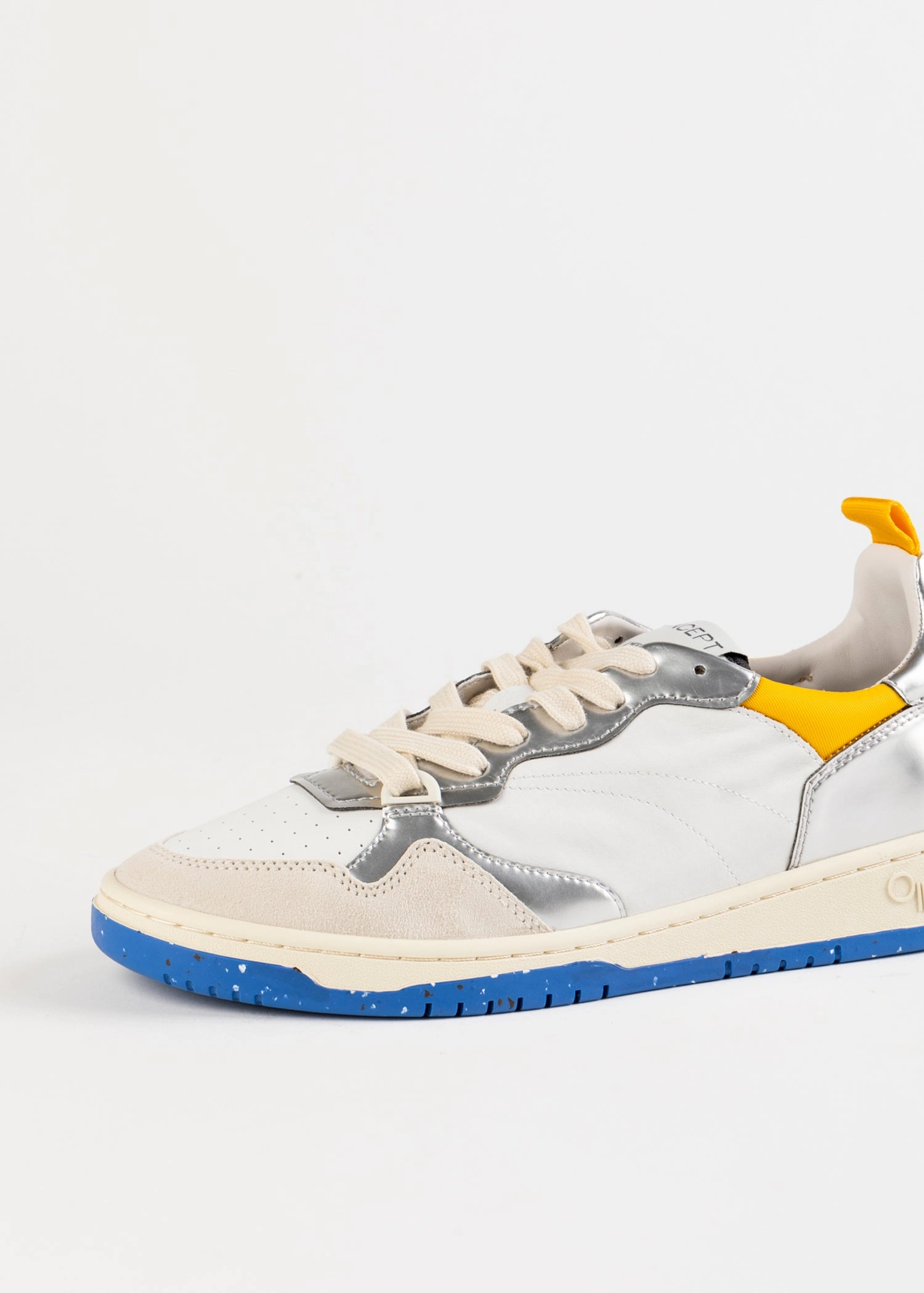Phoenix Sneaker