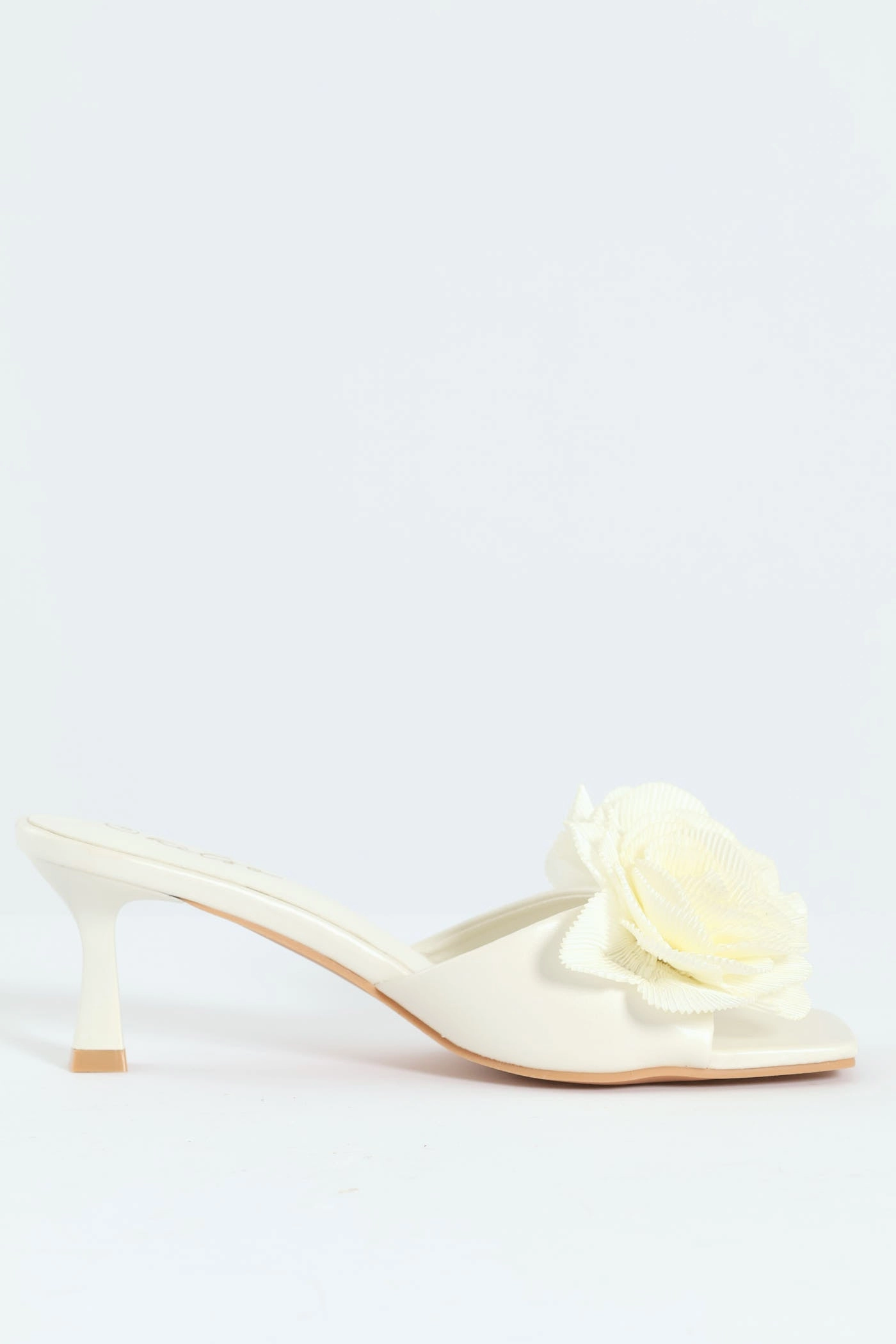 Plisse Flower Kitten Mule Heel - White