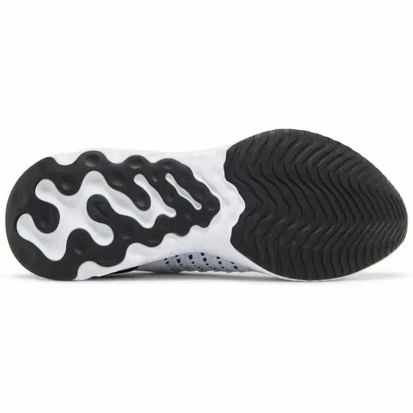 React Phantom Run Flyknit 2 'Oreo'