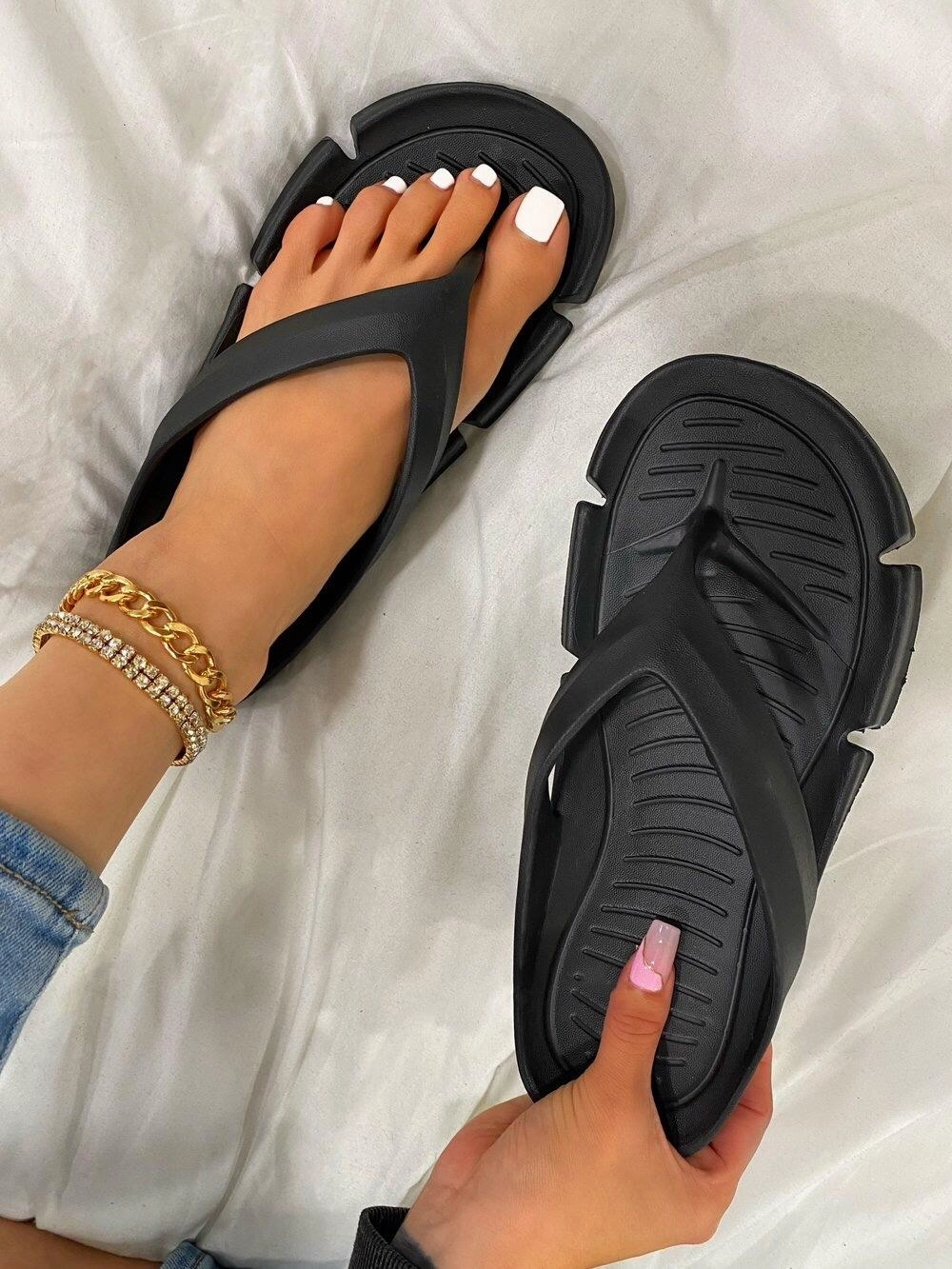 Regina Sandals- Black