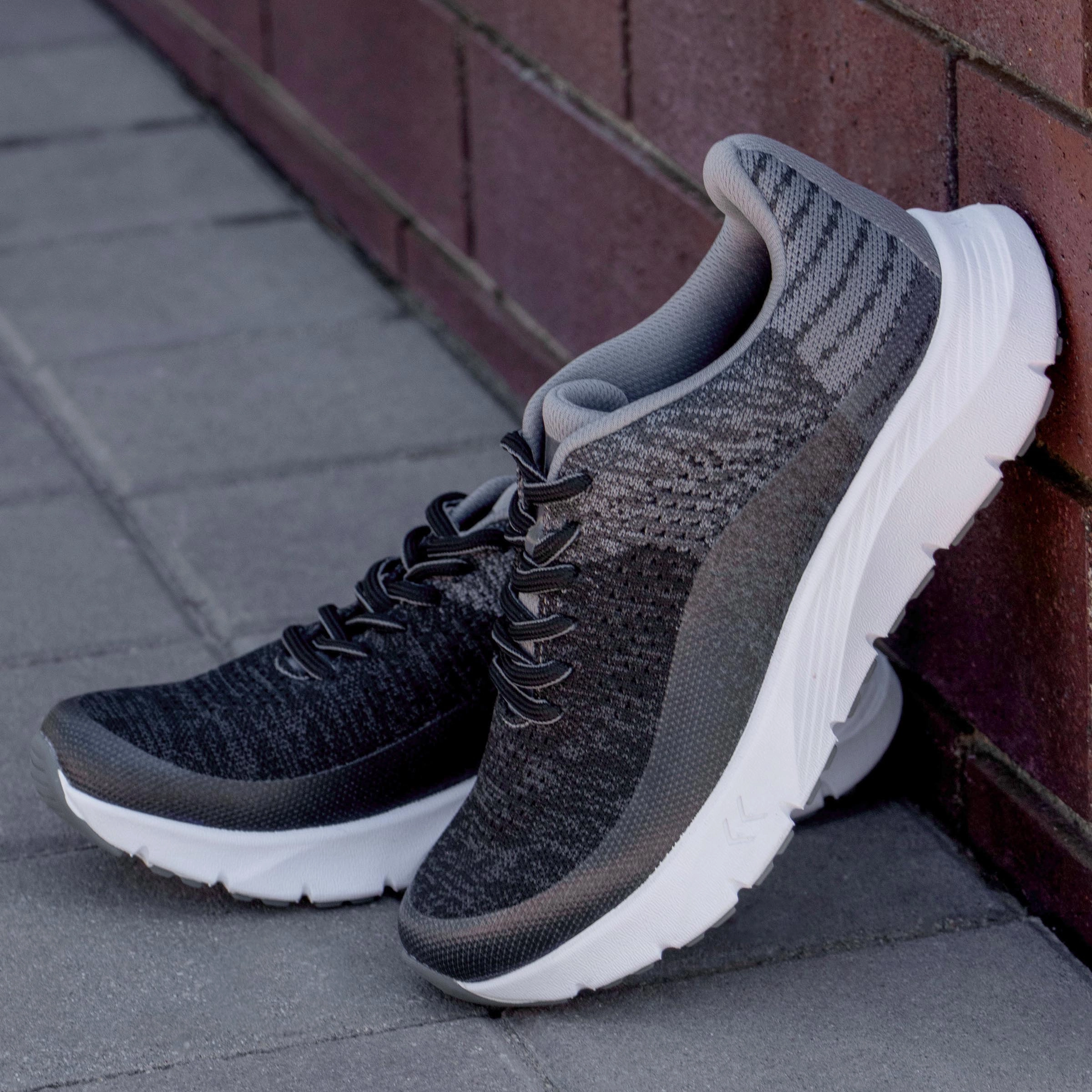 Revl Graphite Shoe