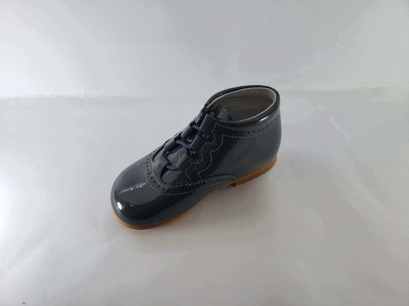 Shawn & Jeffery Grey Patent Leather Baby Booties