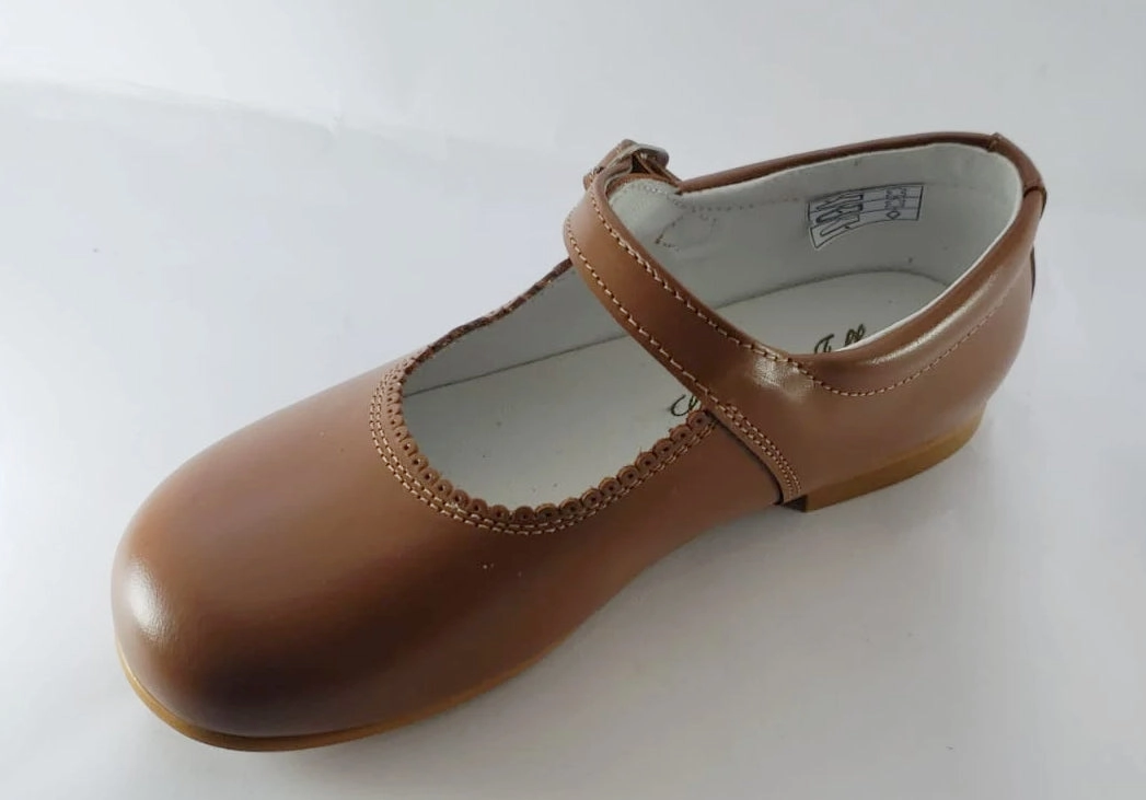 Shawn & Jeffery Roble Tan Leather Classic Mary Jane