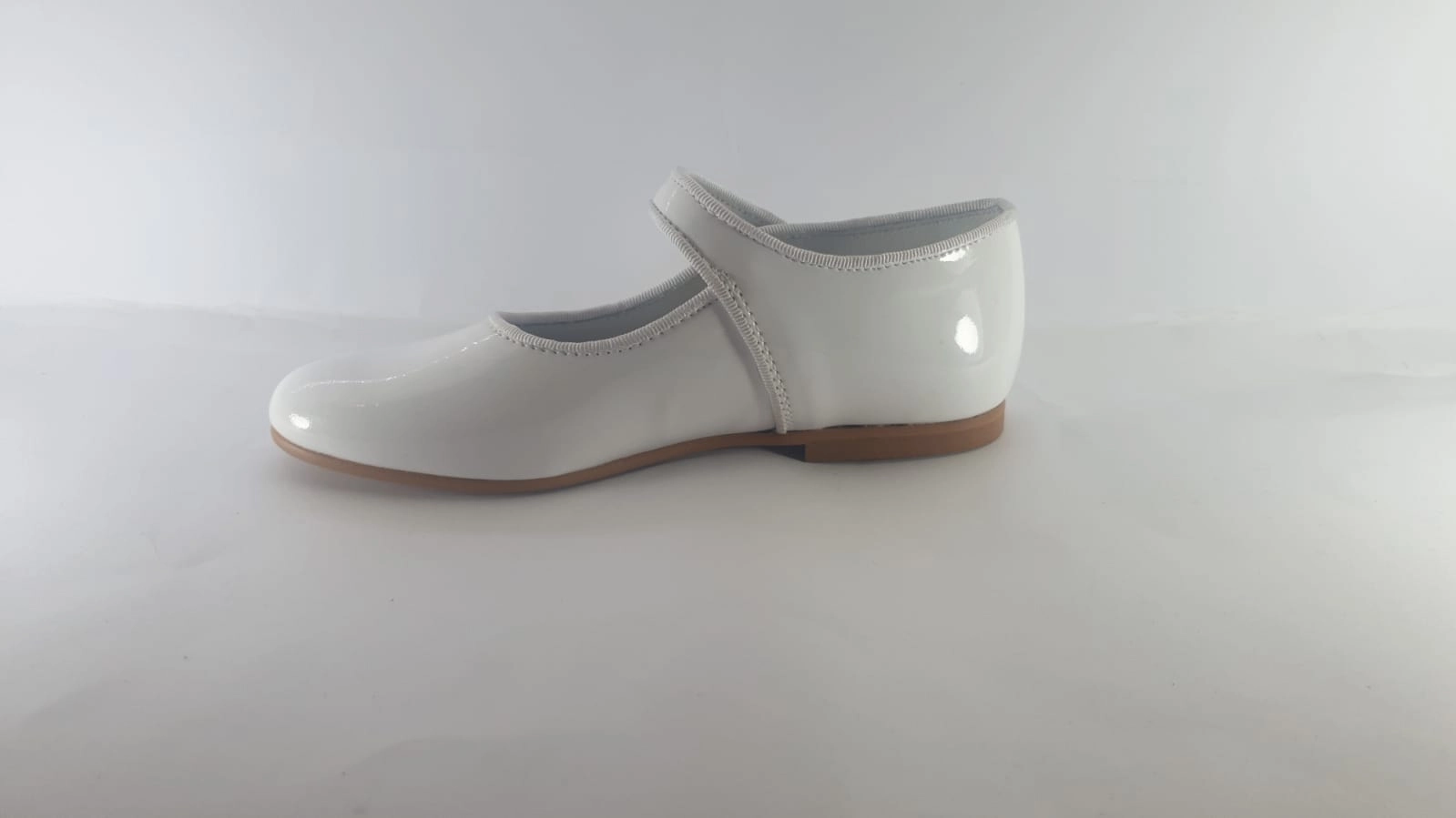 Shawn & Jeffery White Patent Leather Girls Button Mary Jane