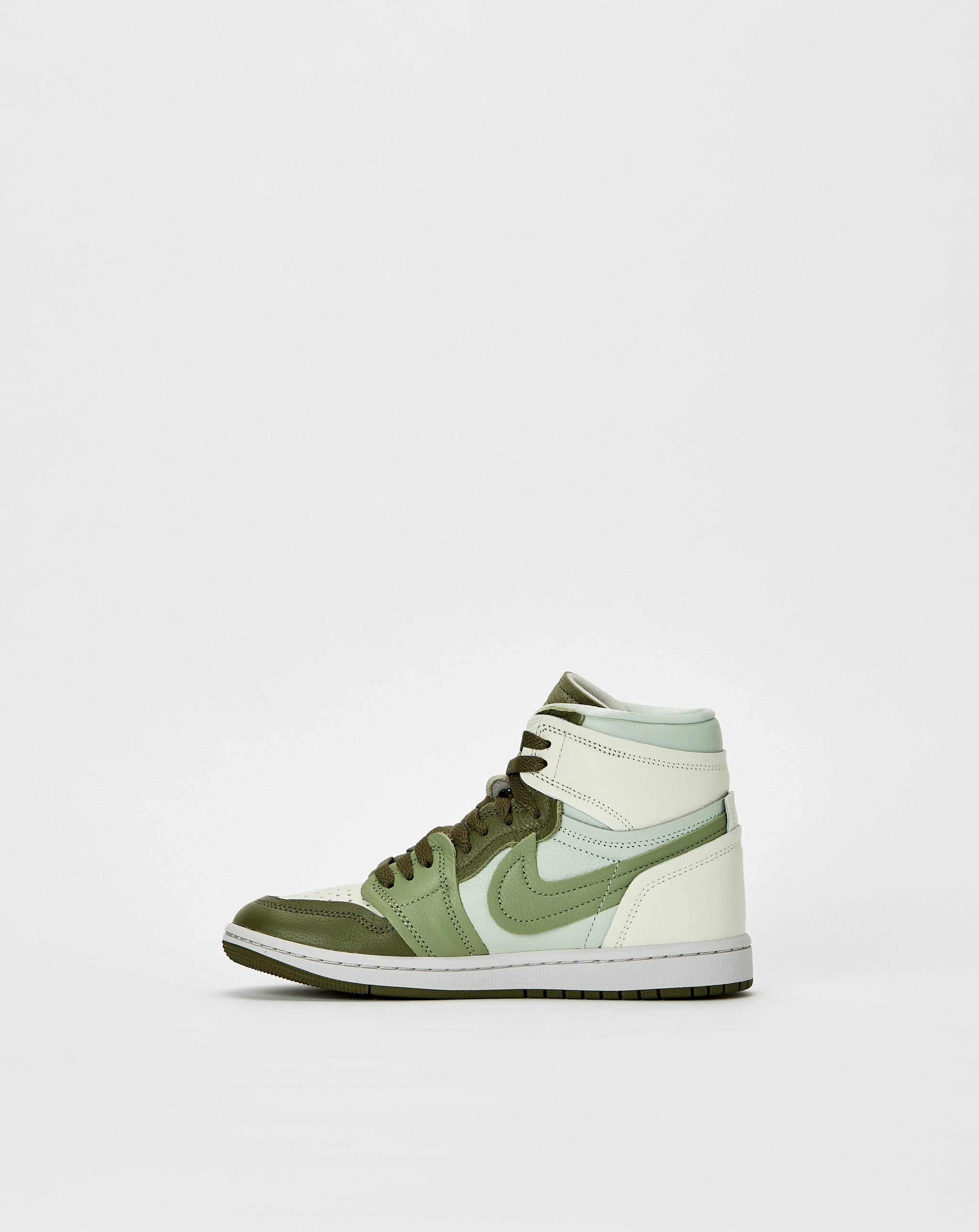 Shoes Air Jordan Women's Air Jordan 1 High Method of Make