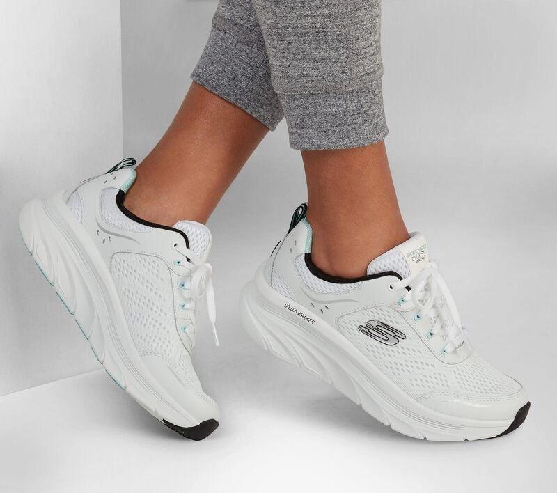 Skechers Relaxed Fit: DLux Walker  Infinite Motion Trainers