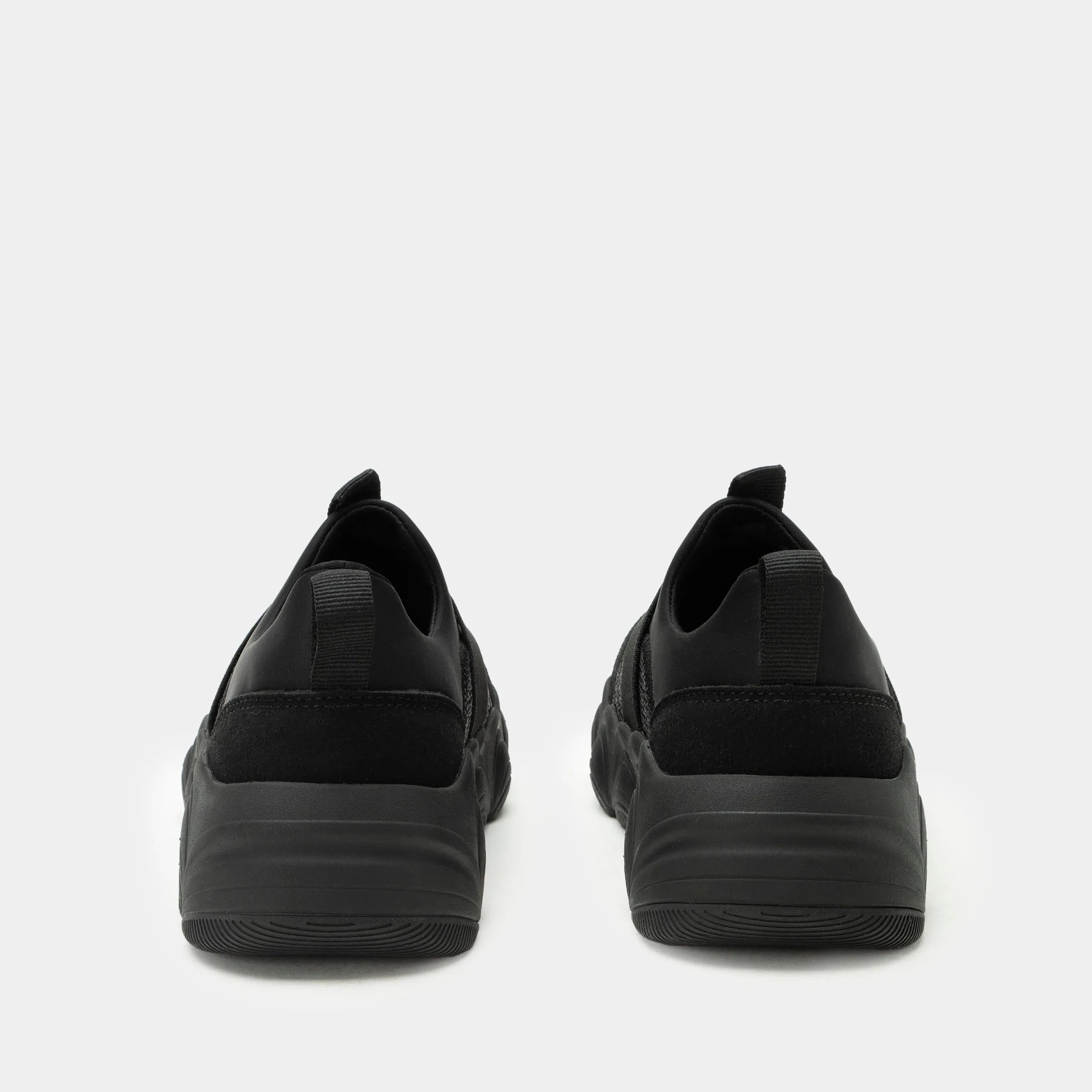 Sleek Joy Black Out Shoe
