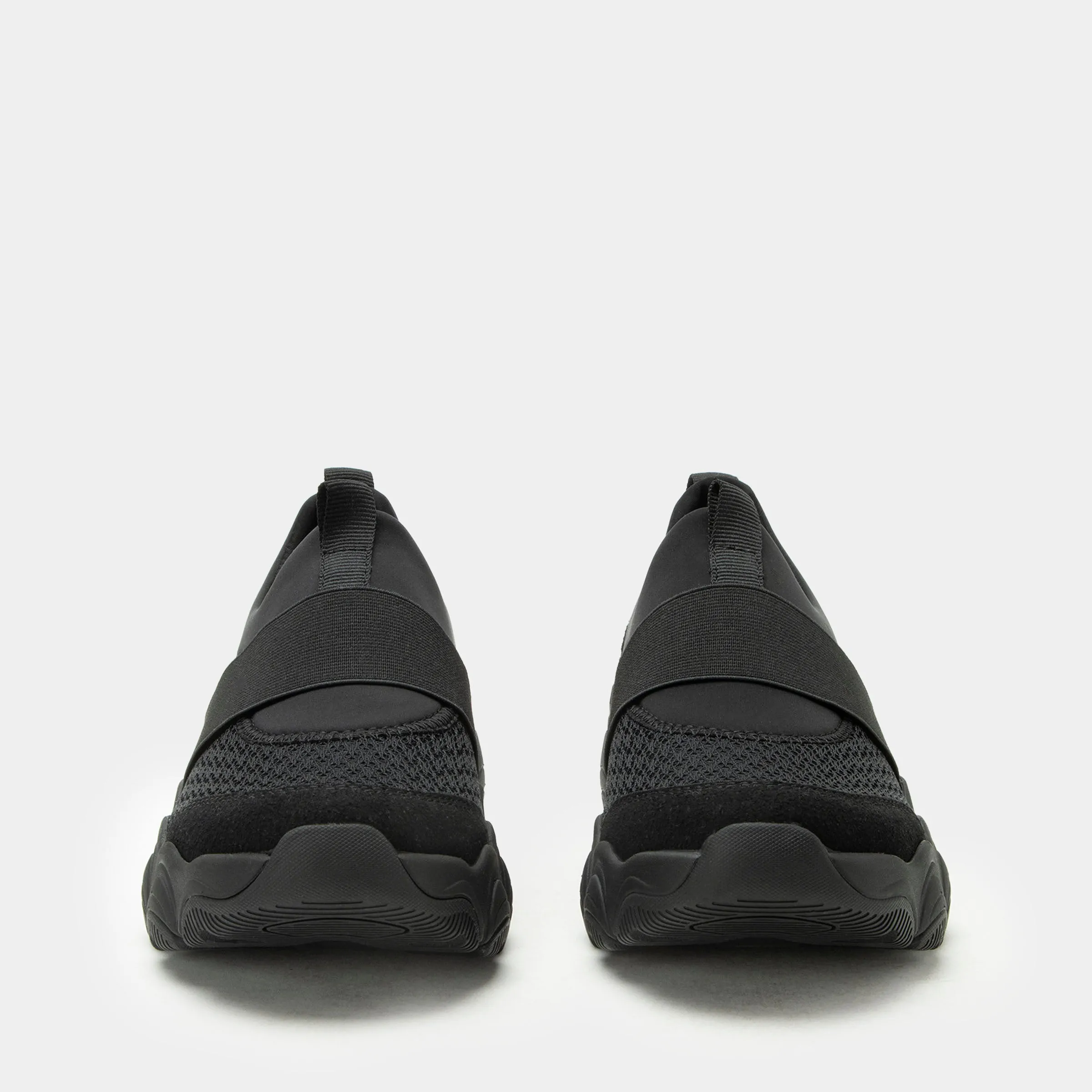 Sleek Joy Black Out Shoe