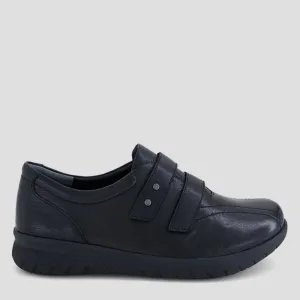 SONNYE XF - BLACK LEATHER BLACK SOLE FLATS