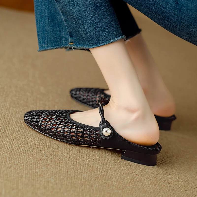 USS Shoes Angela Women's Low Heel Square Toe Hollow Mules