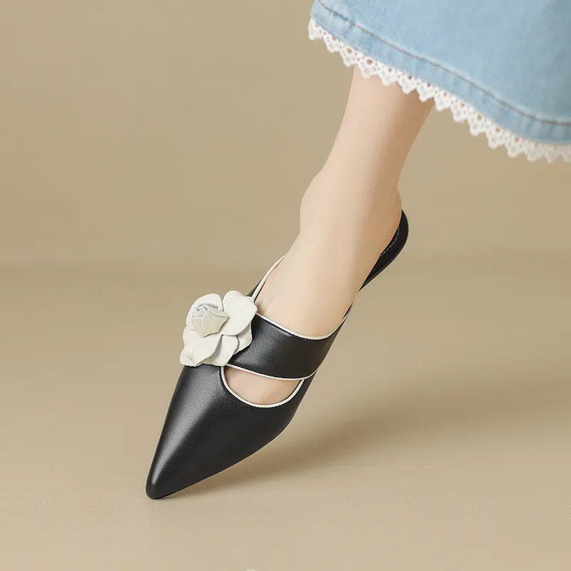 USS Shoes Angeles Women's Pointed Toe Leather Mules