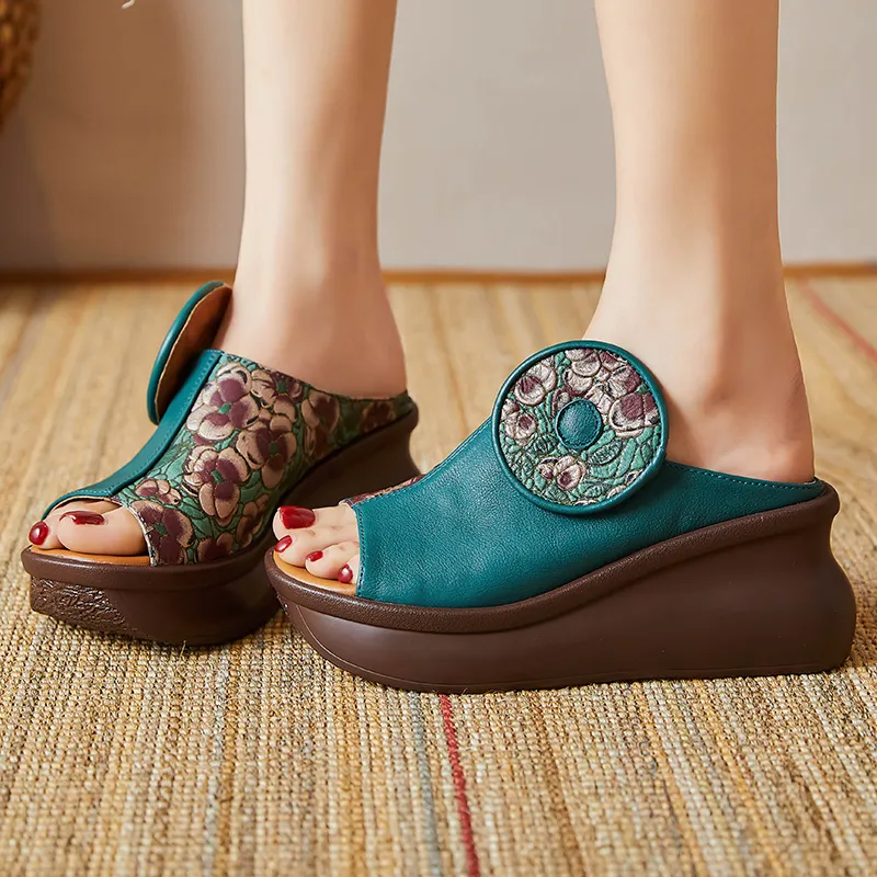 USS Shoes Michelle Women's Platform Wedges Clogs