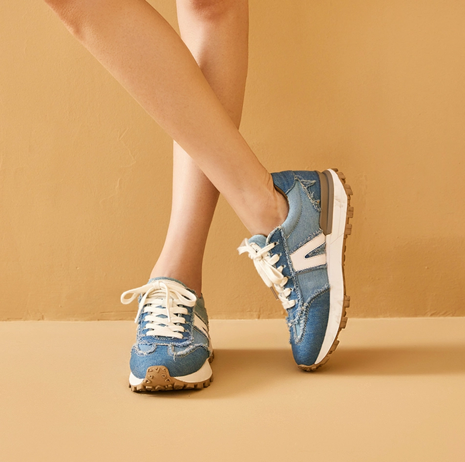 USS Shoes Clara Women's Lace Up Leather Sneaker