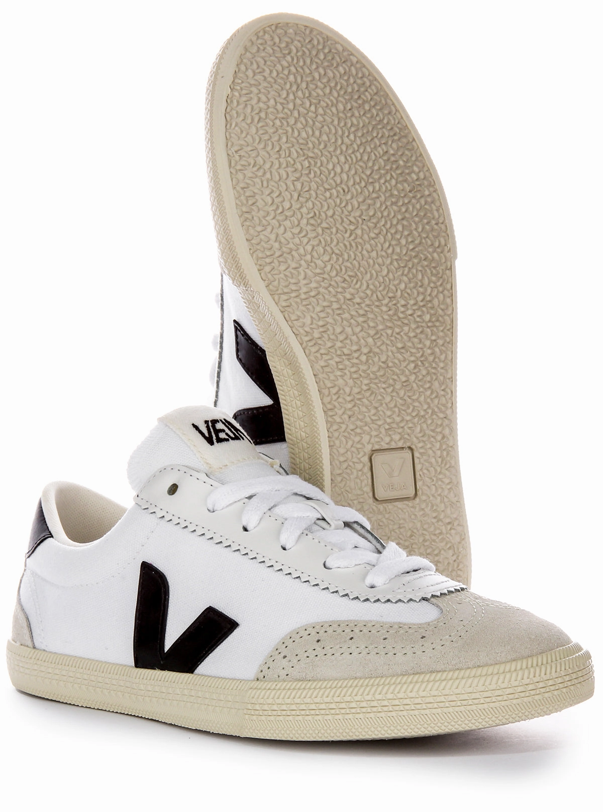 Veja Volley In White Black For Men