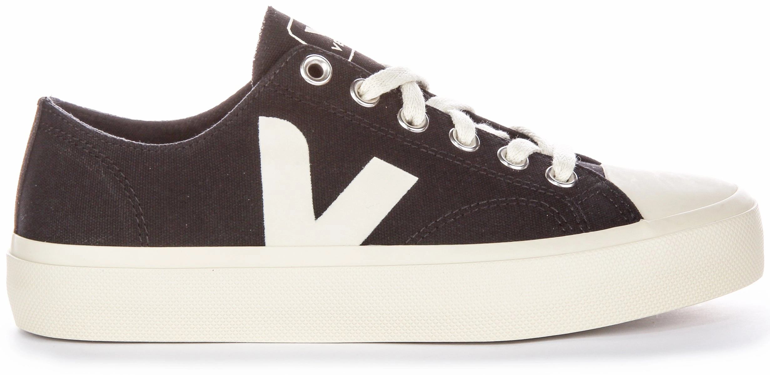 Veja Wata Ii Low In Black For Men
